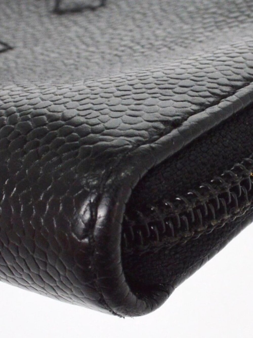 Chanel Black Calfskin Zip Around Wallet - Picture 3 of 7